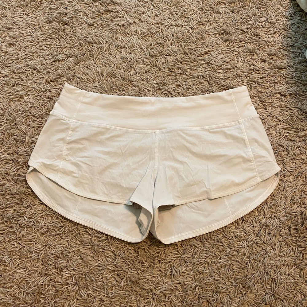 Lululemon Speed Up Shorts 2.5”